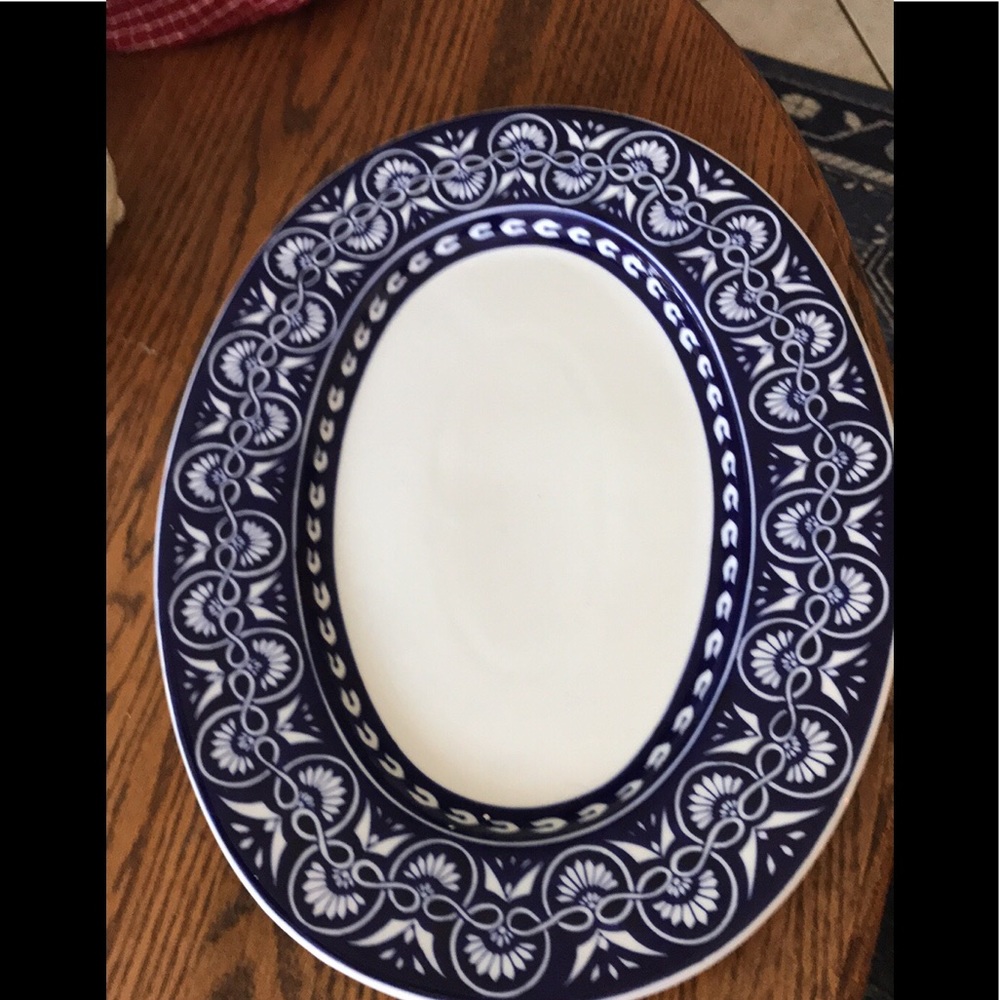 Blue &white platter